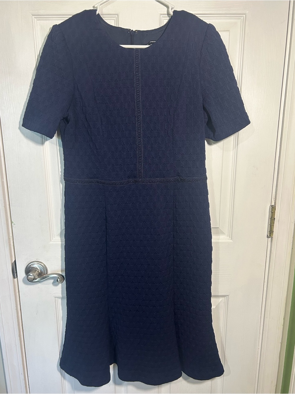 Maggy London Navy Textured Short-Sleeve Midi Dress Size 12 Fit and Flare
